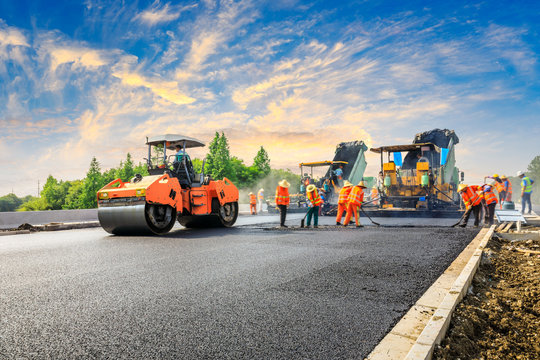 Rodovia em construção